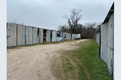 2319 Preston Avenue, Pasadena, TX 77503 - Photo 6