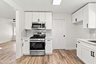 6139 Westover St, Houston, TX 77033 - Photo 10