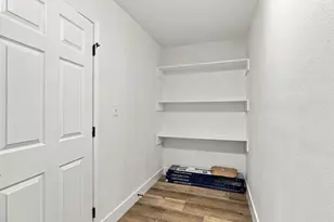 6139 Westover St, Houston, TX 77033 - Photo 12