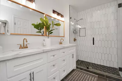 2619 Stoney Brook Drive, Houston, TX 77063 - Photo 12