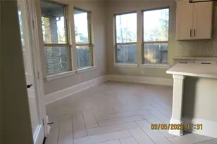 16907 Burke Lake Ln, Houston, TX 77044 - Photo 4