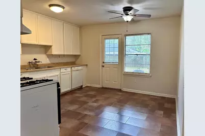 1107 Callahan Avenue, Conroe, TX 77301 - Photo 12