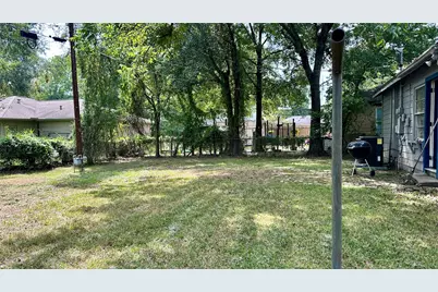 1107 Callahan Avenue, Conroe, TX 77301 - Photo 24