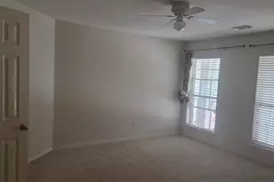 2103 Trinity Manor Ln, Richmond, TX 77469 - Photo 2