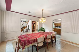 319 S Rivershire Dr, Conroe, TX 77304 - Photo 8