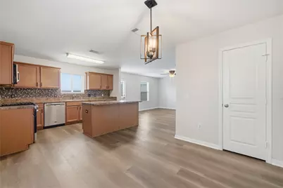 10223 Dawson Hill Lane, Houston, TX 77044 - Photo 18