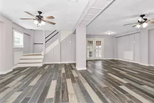 336 Ling St, Bayou Vista, TX 77563 - Photo 4