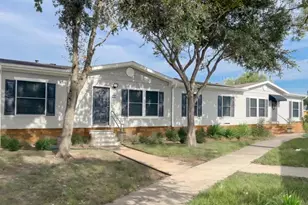 516 Stafford Spring Ave, Stafford, TX 77477 - Photo 8