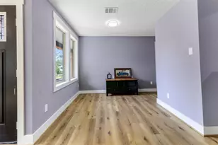 5711 Doulton Dr, Houston, TX 77033 - Photo 4