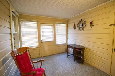1406 S Austin Street, Brenham, TX 77833 - Photo 16