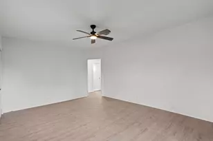 2027 Scott St, La Marque, TX 77568 - Photo 14