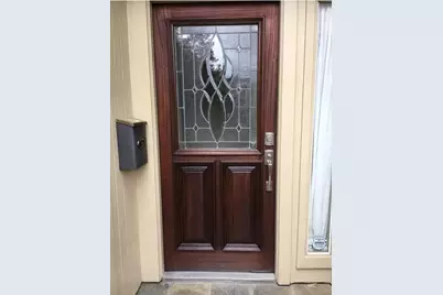 5228 Woodlawn Place, Bellaire, TX 77401 - Photo 2