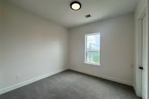 1307 71st St, Houston, TX 77011 - Photo 20