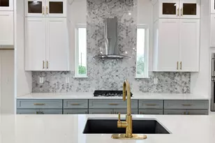 1307 71st St, Houston, TX 77011 - Photo 26
