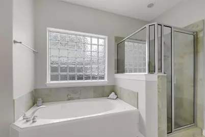 14906 Windsor Manor, Houston, TX 77069 - Photo 18