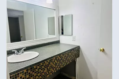 2800 Jeanetta Street #1702, Houston, TX 77063 - Photo 8