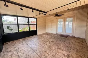 211 S 5th 1/2 St, Nederland, TX 77627 - Photo 6