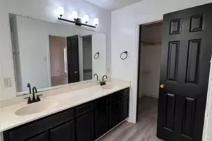 211 S 5th 1/2 St, Nederland, TX 77627 - Photo 14