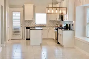 2714 Bernadino Dr, Texas City, TX 77568 - Photo 2