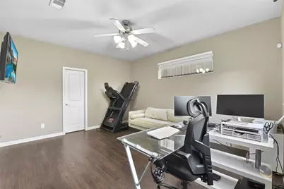 241 Lenox Street, Houston, TX 77011 - Photo 8