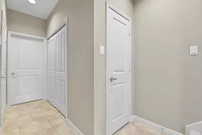 241 Lenox Street, Houston, TX 77011 - Photo 6