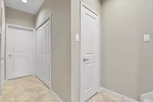 241 Lenox St, Houston, TX 77011 - Photo 6