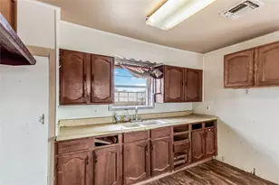 107 Leaning Oaks St, Somerville, TX 77879 - Photo 6