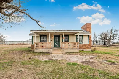 107 Leaning Oaks Street, Somerville, TX 77879 - Photo 1