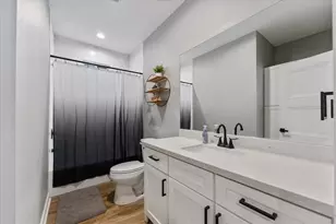 10737 South Lake Mist Lane, Willis, TX 77318 - Photo 22