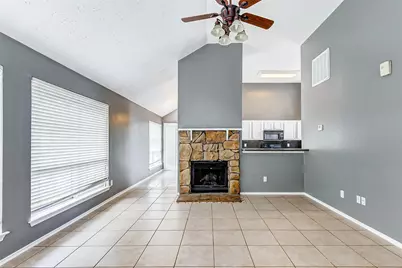 8410 Fawn Wind Court, Houston, TX 77040 - Photo 8