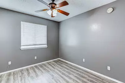 8410 Fawn Wind Court, Houston, TX 77040 - Photo 22