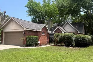 9602 Top Gallant Ct, Houston, TX 77065 - Photo 1