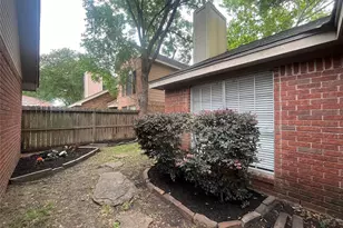 9602 Top Gallant Ct, Houston, TX 77065 - Photo 20