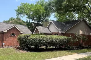 9602 Top Gallant Ct, Houston, TX 77065 - Photo 2