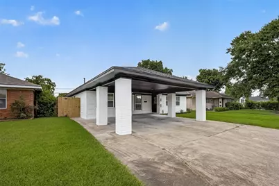 8755 Cowart Street, Houston, TX 77029 - Photo 2