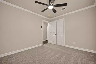 8755 Cowart Street, Houston, TX 77029 - Photo 30