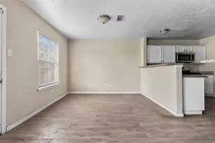6703 Ashland Forest Dr, Houston, TX 77088 - Photo 4