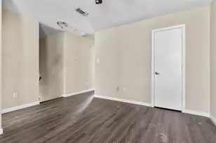 6703 Ashland Forest Dr, Houston, TX 77088 - Photo 10