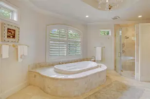 1 Stayton Cir, Piney Point Village, TX 77024 - Photo 12