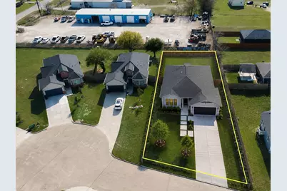 3 Donna Court, Brookshire, TX 77423 - Photo 2