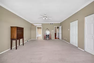404 Wilcrest Drive #404, Houston, TX 77042 - Photo 32