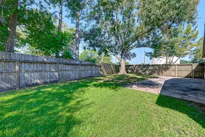 1406 Pinecroft Drive, Sugar Land, TX 77498 - Photo 32