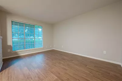 1406 Pinecroft Drive, Sugar Land, TX 77498 - Photo 6