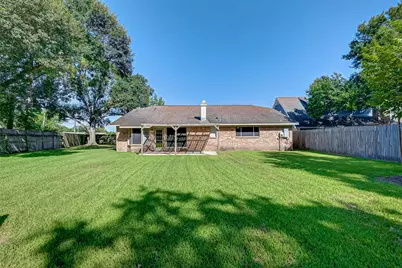 1406 Pinecroft Drive, Sugar Land, TX 77498 - Photo 36