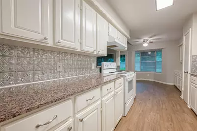 1406 Pinecroft Drive, Sugar Land, TX 77498 - Photo 16