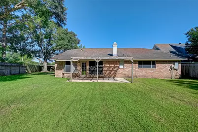 1406 Pinecroft Drive, Sugar Land, TX 77498 - Photo 34