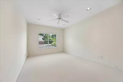 1110 Anderson Street, Bellaire, TX 77401 - Photo 26