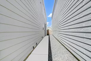 2333 Bay Breeze Dr, Kemah, TX 77565 - Photo 4