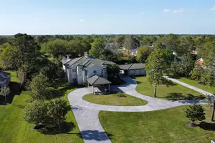 1204 Cowards Creek Dr, Friendswood, TX 77546 - Photo 1