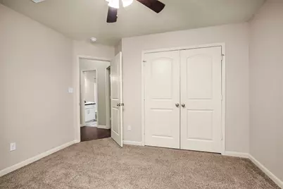 951 Oak Terrace Drive, Conroe, TX 77378 - Photo 12
